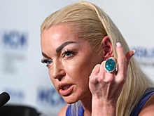 "Ногами и трудом": Волочкова осадила Беркову