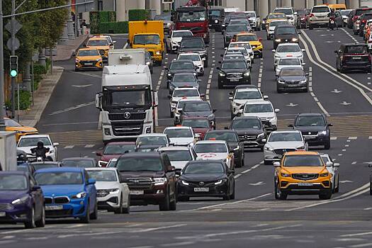 Закон о локализации такси назвали ударом по российским автомобилям