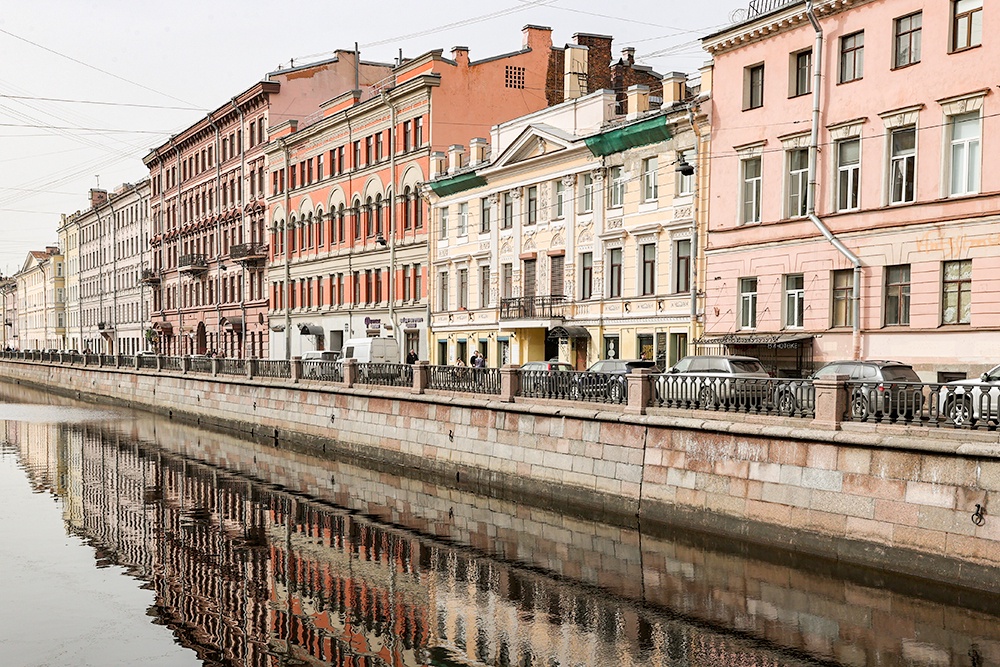В Петербурге перед судом предстанут мошенники, крадущие недвижимость