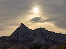 Названо число оставшихся без света из-за шторма жителей Крыма