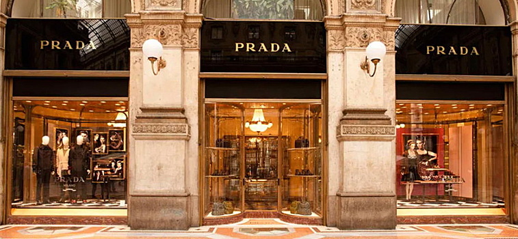 По итогам 2022 года выручка Prada составила рекордные €4,2 млрд