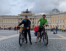 Ученик и сотрудник школы №1474 доехали до Санкт-Петербурга на велосипеде