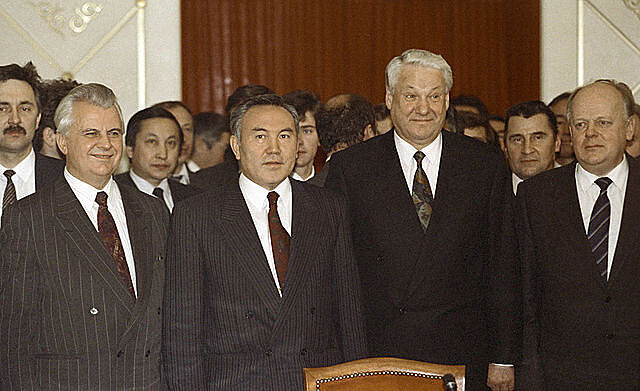 Почему Горбачев отдал власть заговорщикам
