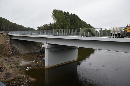 Движение по мосту через реку Сяпся планируют открыть в начале сентября