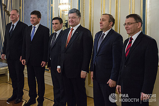 Друзья, союзники, кто? Отношения Украины с западными соседями