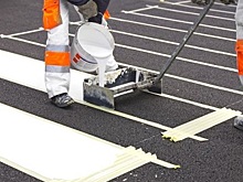 Смольный экономит деньги на дорожной разметке и безопасности петербуржцев