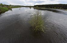 В Туринском городском округе из-за дождей подтоплен низководный мост