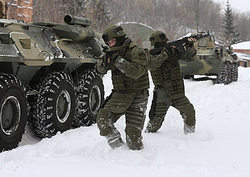 Военнослужащие ЦВО отразили нападение условного противника на военный объект в Екатеринбурге