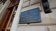 Водитель протаранил восемь автомобилей на парковке в Петербурге