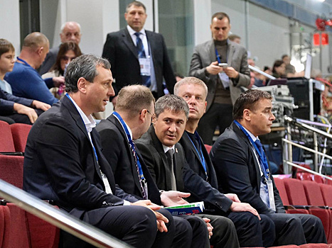 Махонин поддержал пермский клуб «Витязь» в матче со сборной России по регби