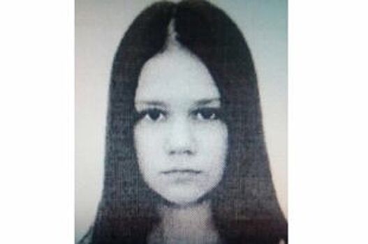 Пропавшую 15-летнюю школьницу разыскивают в Батайске