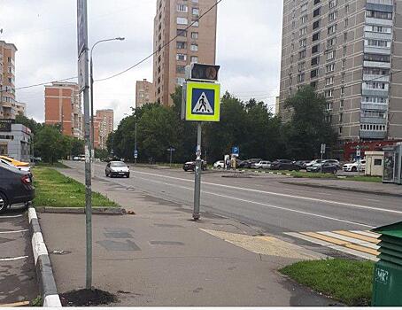 Дорожные знаки привели в порядок на Петрозаводской улице