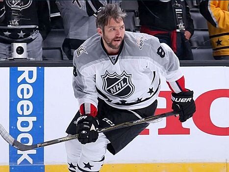 Александр Овечкин удостоился высокой чести, в НХЛ забит уникальный гол (видео)