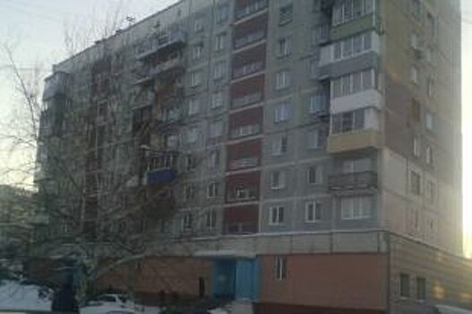 «Пизанская» девятиэтажка. В Новокузнецке срочно расселяют аварийный дом
