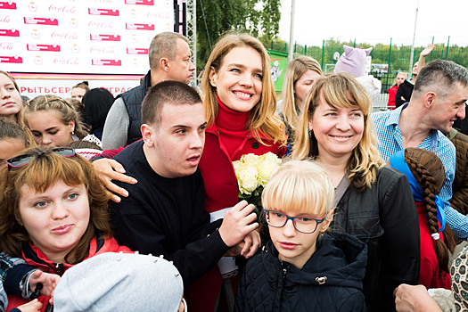 Наталья Водянова открыла в Нижнем Новгороде инклюзивный игровой парк