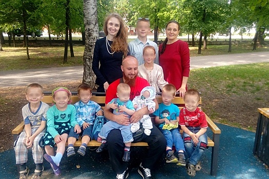 Дочь многоженца и отца 30 детей Сухова обвинила его в сексуальном насилии
