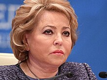 Матвиенко расстроена, что на рождественских ярмарках "опять одни матрешки"