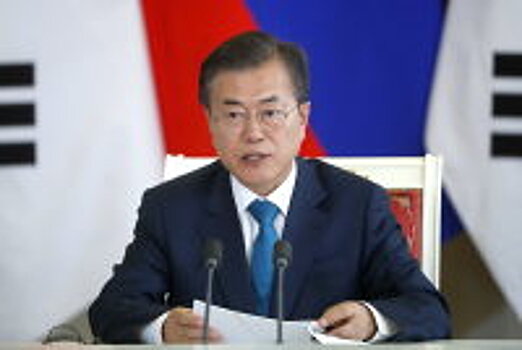 Рейтинг лидера Южной Кореи упал до минимума