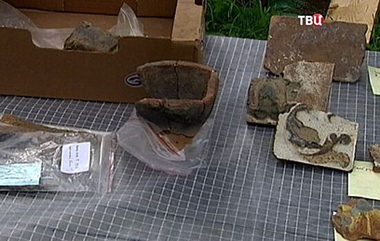 В Копорской крепости под Петербургом нашли десятки древних артефактов