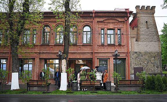 Во Владикавказе открылся восстановленный Дом Вахтангова