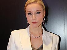 Марина Зудина показала себя без макияжа и фотошопа