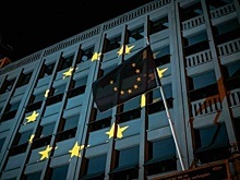 Bloomberg: Евросоюз может отключить от SWIFT больше 20 банков