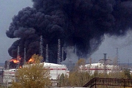 За гибель людей при взрыве на кстовском «Лукойле» будут судить начальника участка и инженера