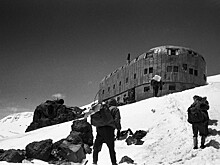 "Приют 11": что пережила самая высокогорная гостиница СССР