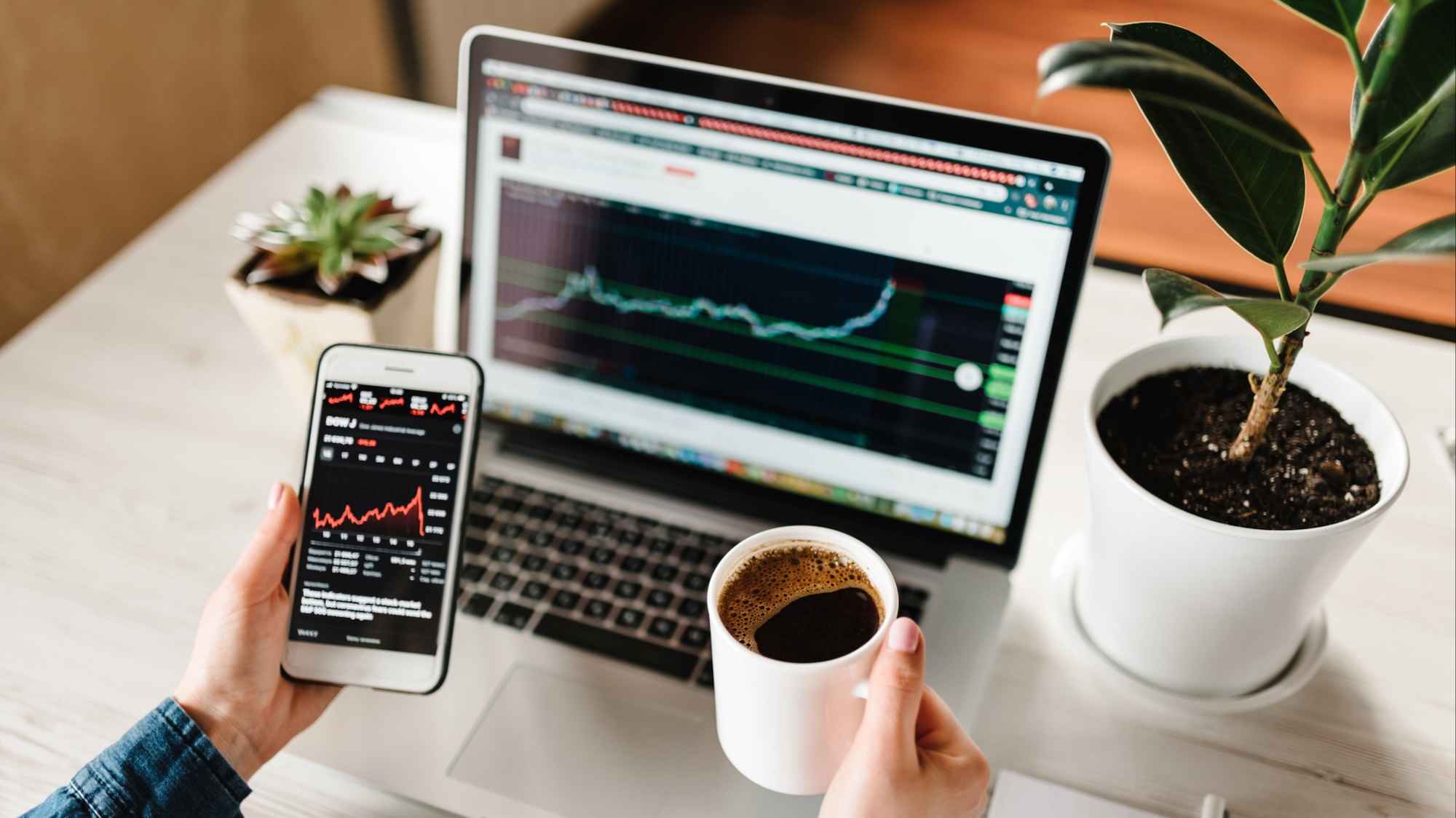 Мосбиржа не спит и не уходит на обед: зачем нужны дополнительные торги