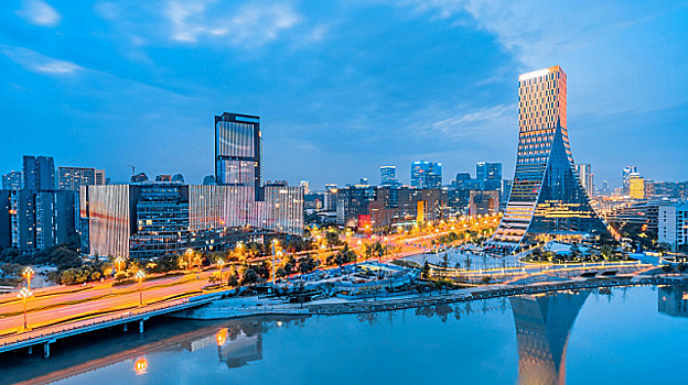 Ослабление ограничений на покупку жилья увеличило спрос на услуги риелторов в Китае