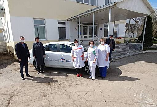Новый автомобиль поступил в Ершовскую больницу для работы врачей