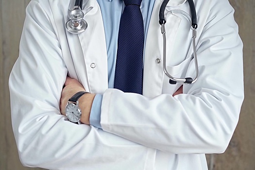 Врач Крулев: Боль за грудиной может свидетельствовать о возможном инфаркте