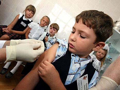 Роспотребнадзор провакцинирует от гриппа более 200 тыс жителей Осетии