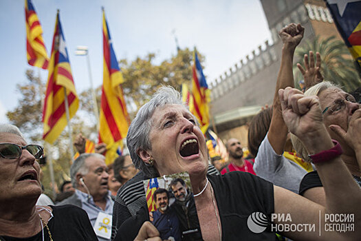 Революция балконов. Как прошли три дня Каталонской республики