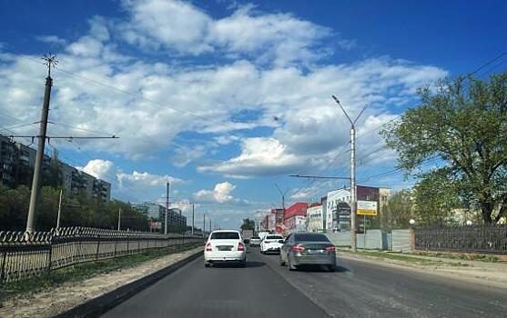 На 50 лет Октября из-за дорожных работ образовалась пробка