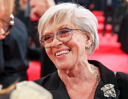 «Одна из самых талантливых актрис современности»: Матвиенко поздравила Фрейндлих с 90-летним юбилеем