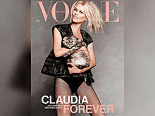 Супермодель Клаудия Шиффер в жилете на голое тело снялась с котом