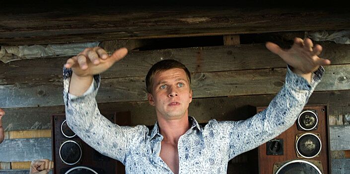 Актер из Костромы рассказал, почему любит играть дурачков