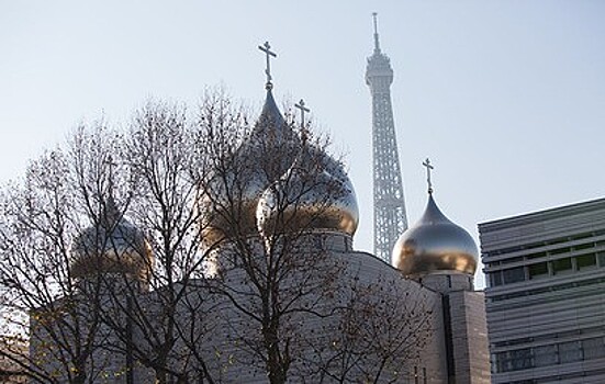 В Париже впервые рождественские богослужения провели в Свято-Троицком соборе