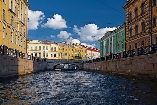 Запрет судоходства в Петербурге может разорить половину судоходных компаний