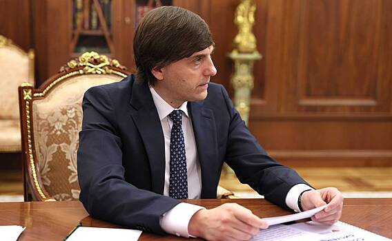 Министр просвещения прокомментировал фейк о поздравлении «Артеку» с грамматической ошибкой
