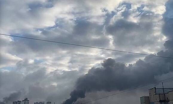 Столбы дыма в Киеве сняли на видео