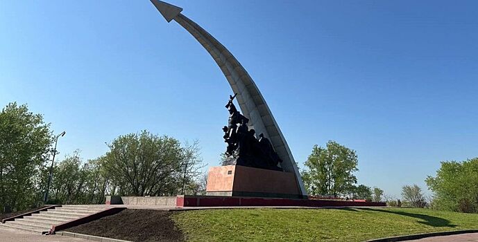 В России зажгли Вечные огни на 80 мемориалах Победы