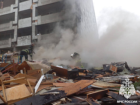 Спасатели потушили кемеровское студенческое общежитие