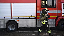 Под Курском после атаки ВСУ беспилотником загорелось нежилое здание