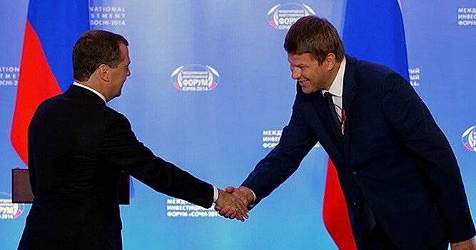 Губерниев о словах Медведева про Fan ID: «Он прав, корректировка нужна. На футбол никто не ходит, у клубов огромные убытки. И так в стране денег нет»