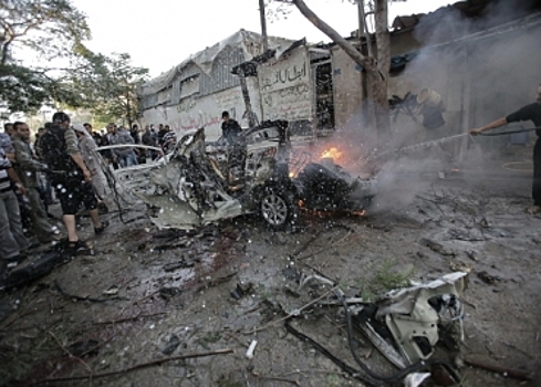 Израиль закрывает границу с сектором Газа