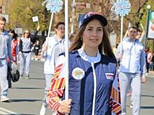 Одежду для Новогодней столицы представили на первомайском шествии