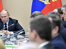 Путин оставил в Кремле проверенных