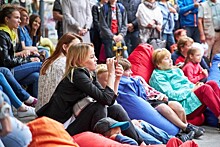 На фестивальной площадке в Черемушках можно будет в выходные посмотреть кино и поиграть в шахматы